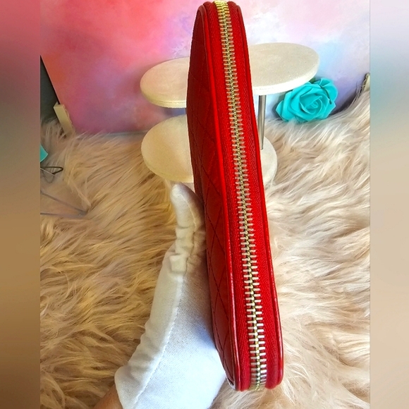 PRADA Quilted Fiery Red Nylon & Saffiano Leather Long Wallet Round Zipper - Picture 8 of 16